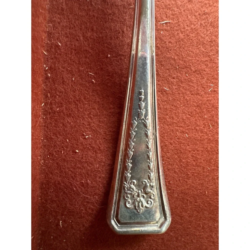 Vintage‎ international American Silver Berry Casserole Spoon Floral Roanoke